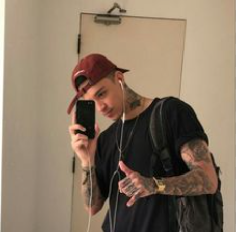 <strong>Carlos Méndez</strong>